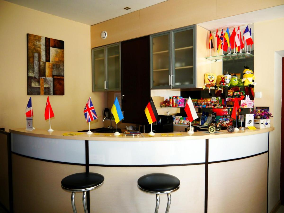Kizhi Art Hotel ハルキウ エクステリア 写真