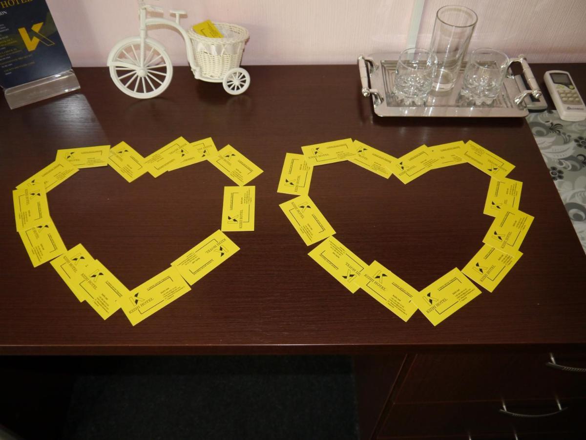 Kizhi Art Hotel ハルキウ エクステリア 写真