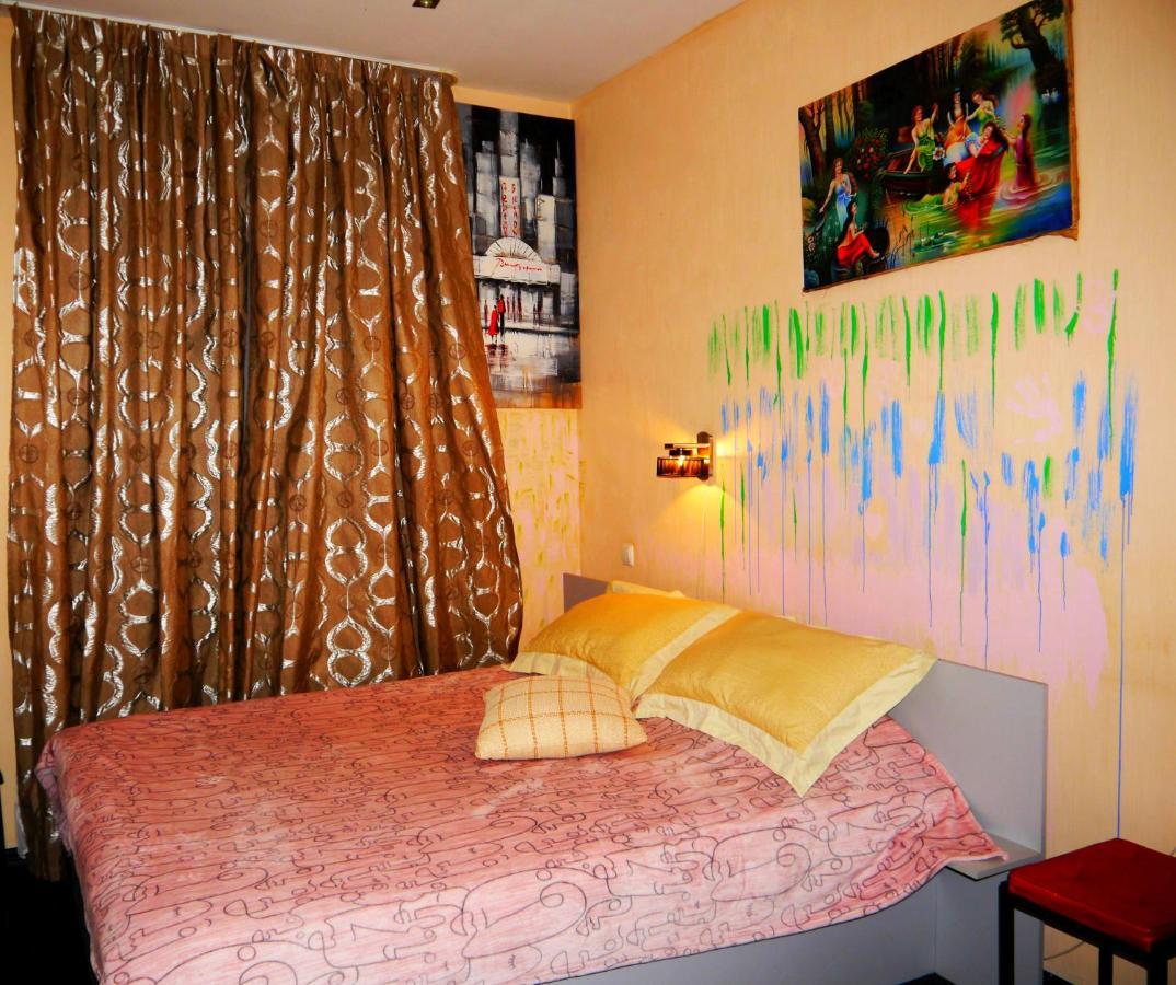 Kizhi Art Hotel ハルキウ エクステリア 写真