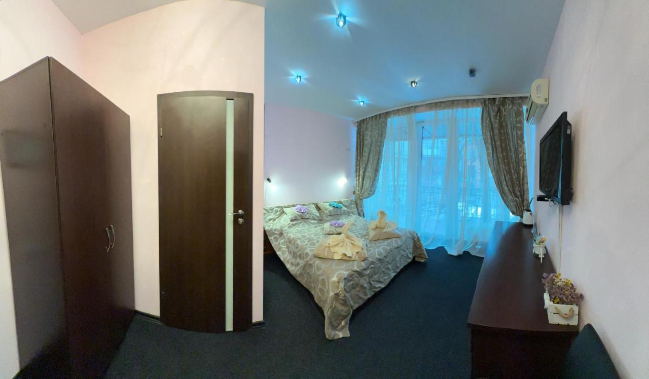 Kizhi Art Hotel ハルキウ エクステリア 写真