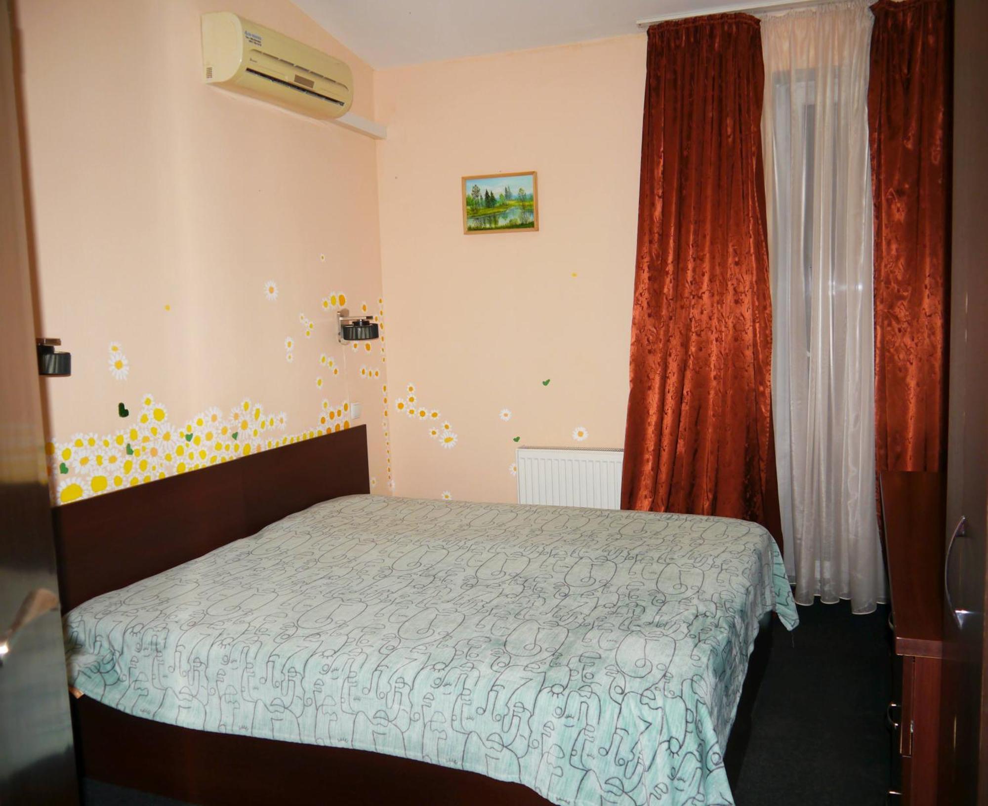 Kizhi Art Hotel ハルキウ エクステリア 写真