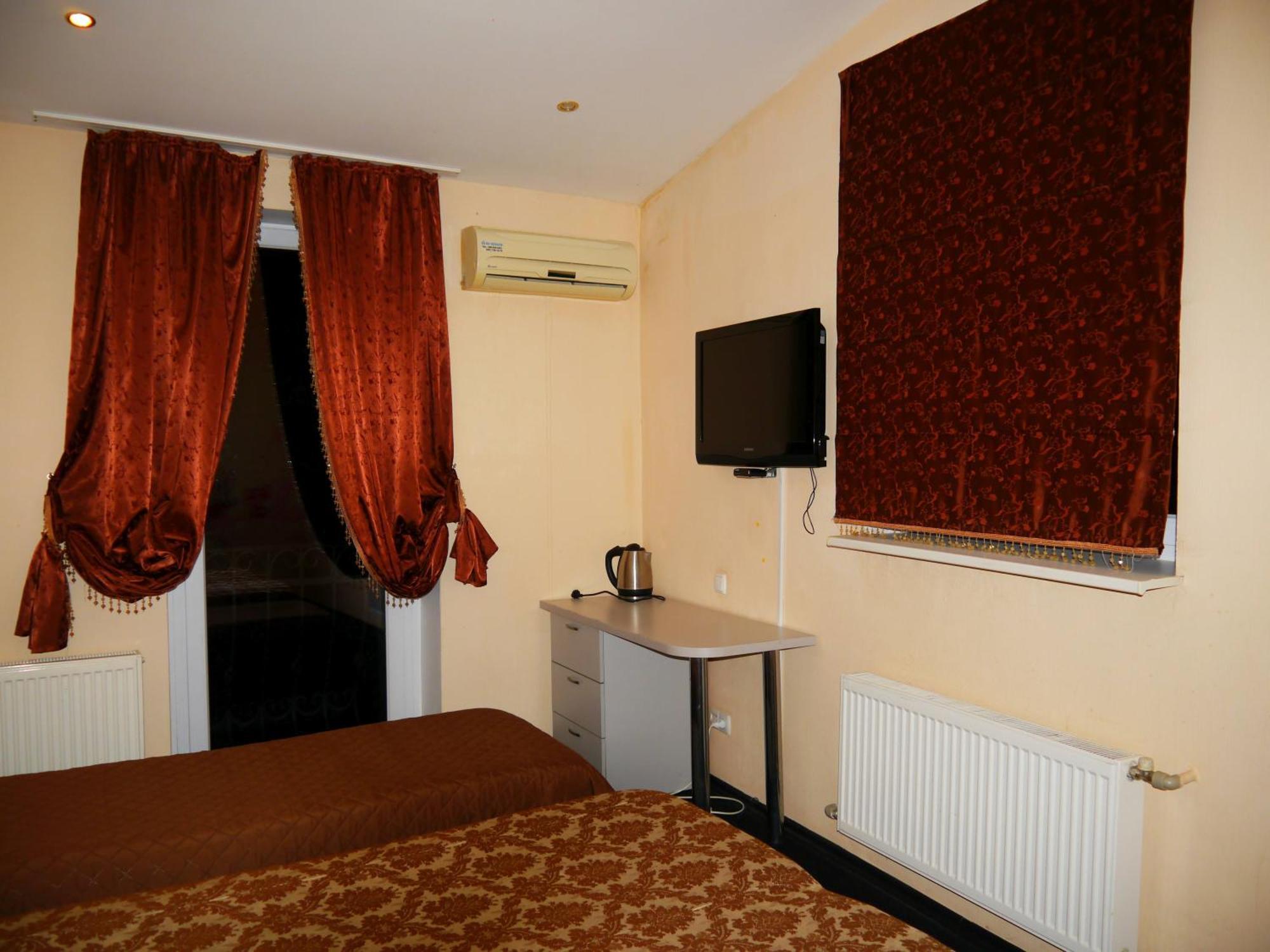 Kizhi Art Hotel ハルキウ エクステリア 写真