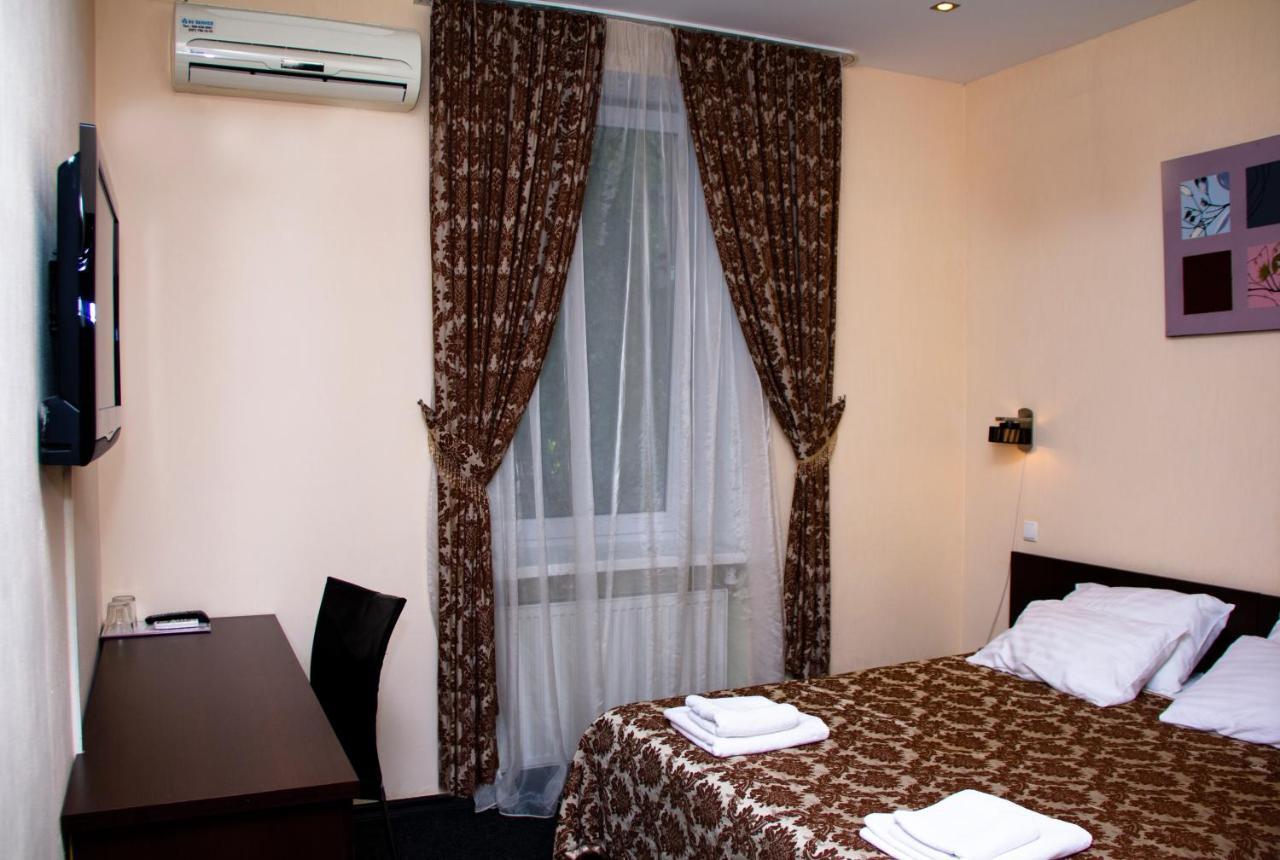 Kizhi Art Hotel ハルキウ エクステリア 写真