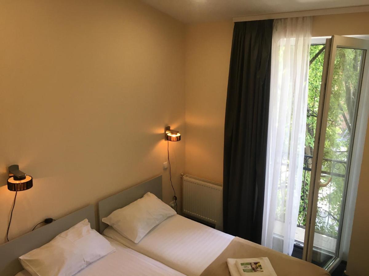 Kizhi Art Hotel ハルキウ エクステリア 写真